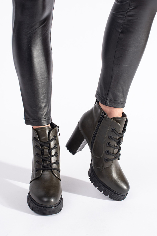 kaki dámske topánky na vysokej tyči