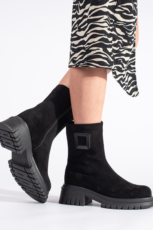 čierne dámske topánky na hrubej podrážke