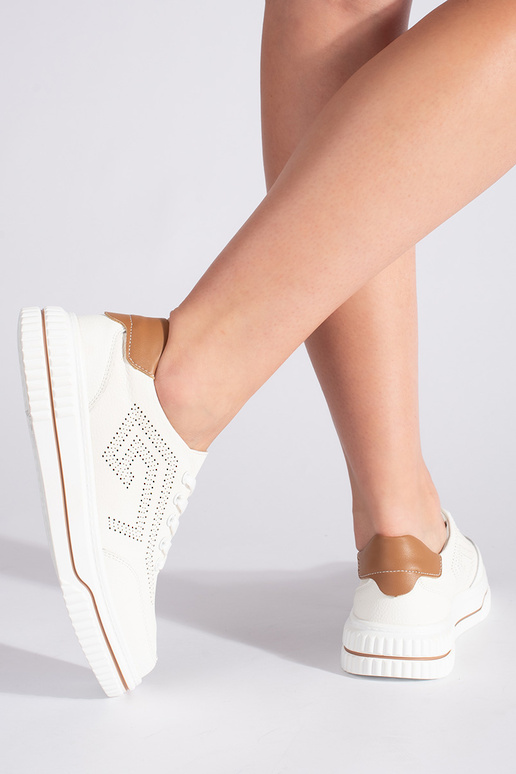 Kožené prelamované biele športové... Kožené prelamované biele športové...