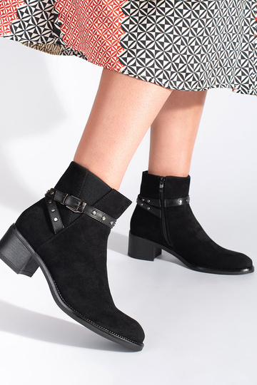 čierne semišové topánky na... 2