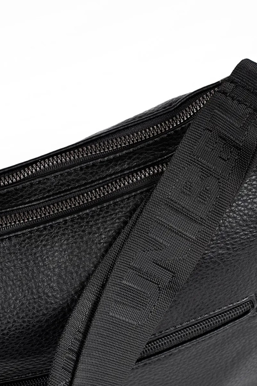 čierny dámsky kabelkový typ batoh so...