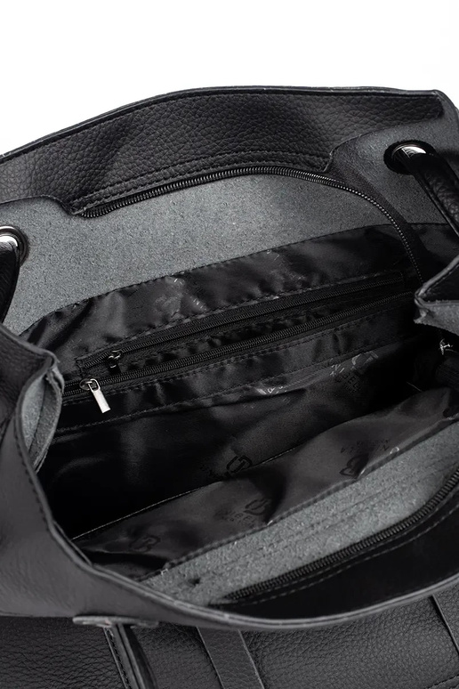 čierna kabelka shopper