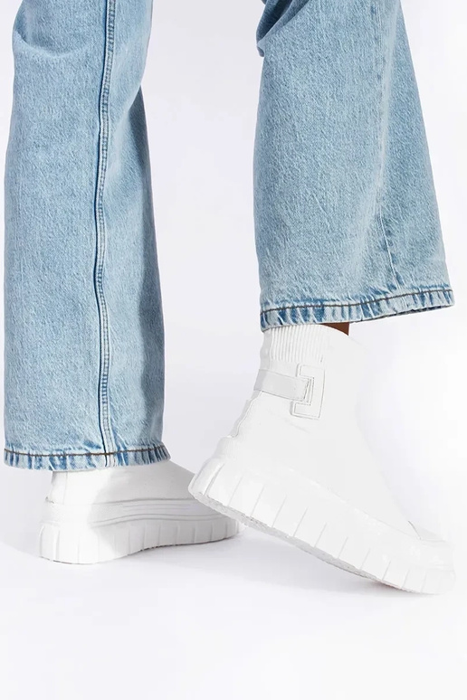 biela farba vysoká topánky s platformou