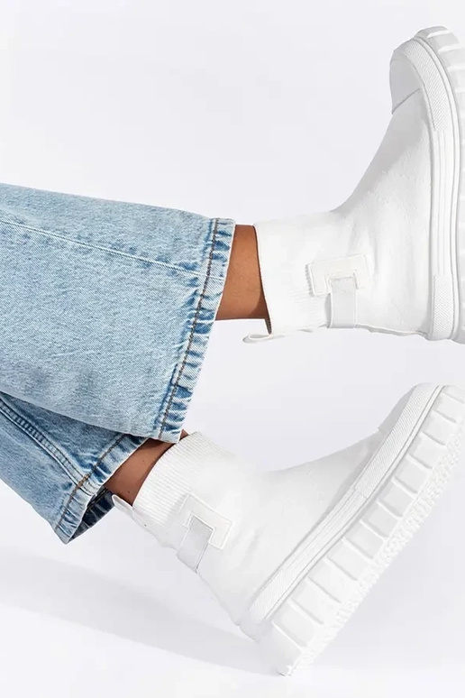 biela farba vysoká topánky s platformou