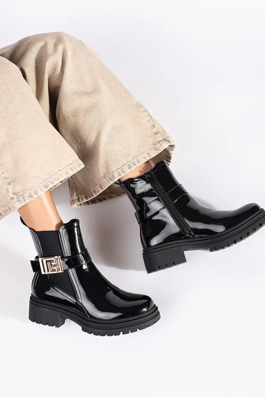 s lakovým efektom čierna Dámske čižmy s lakovým efektom čierna Dámske čižmy