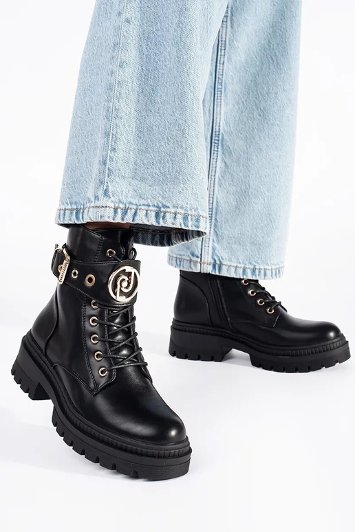 čierna dámske čižmy s ozdobným pruhom čierna dámske čižmy s ozdobným pruhom