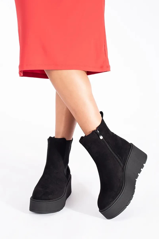 čierna zo semišu Chelsea čižmy na kline