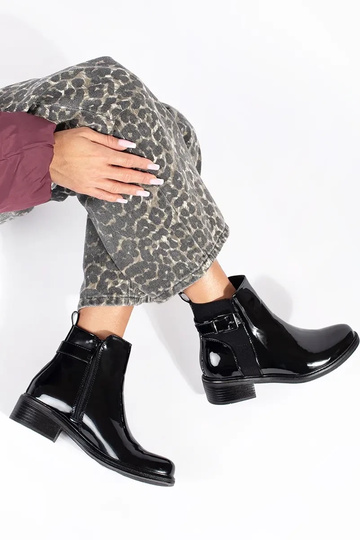 s lakovým efektom čierne... 2