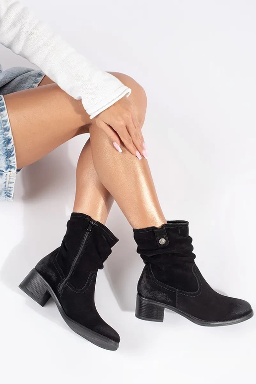 Sergio Leone čierne kožené kovbojské... Sergio Leone čierne kožené kovbojské...