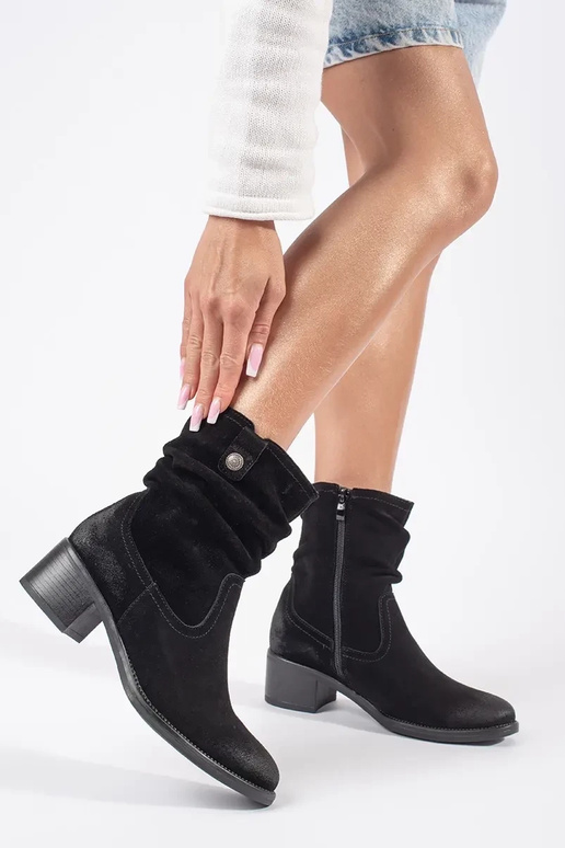 Sergio Leone čierne kožené kovbojské... Sergio Leone čierne kožené kovbojské...