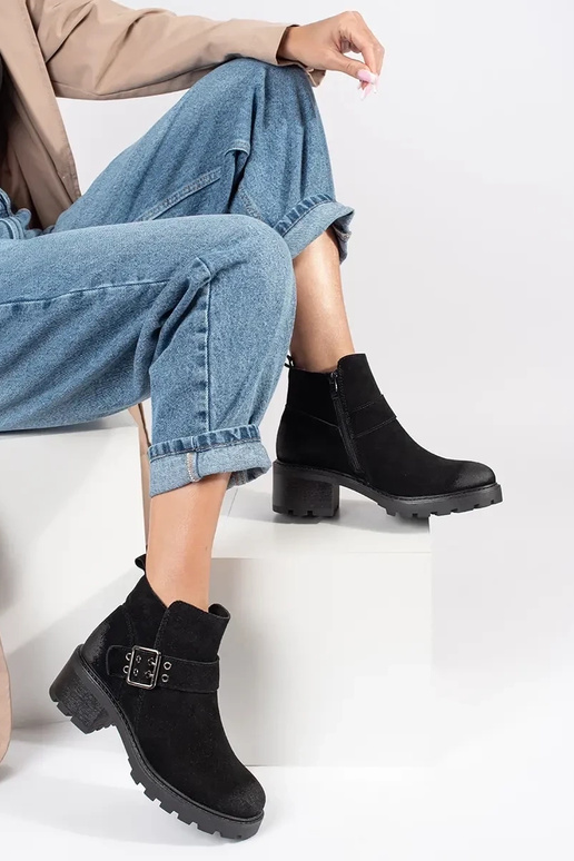 Dámske čižmy na podpätku Sergio Leone... Dámske čižmy na podpätku Sergio Leone...