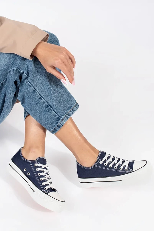 tmavomodré klasické dámske šnurovacie... tmavomodré klasické dámske šnurovacie...