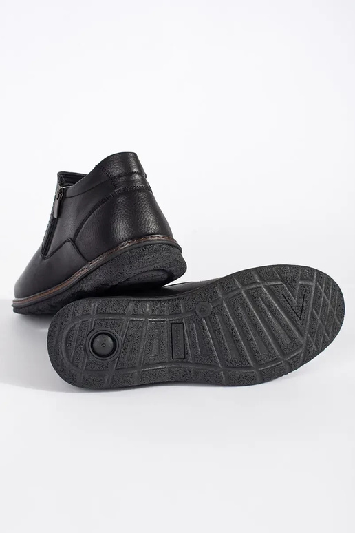 Čierne zimné topánky pre mužov