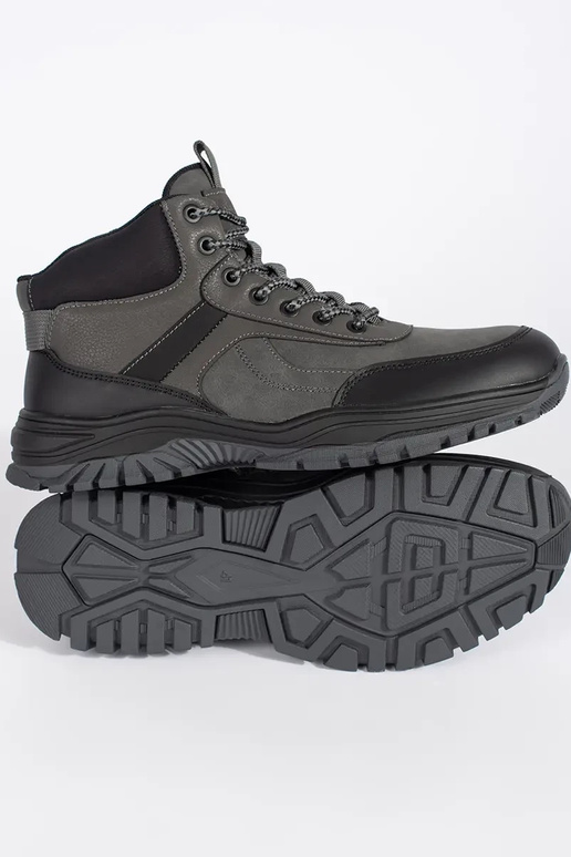 Trekové topánky v sivej farbe