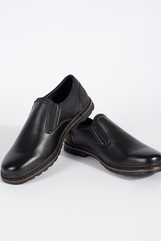 Čierne zapínanie tenisiek