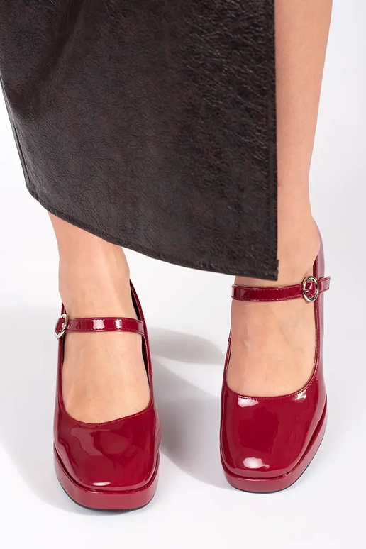 Dámske červené lakované tenisky na...