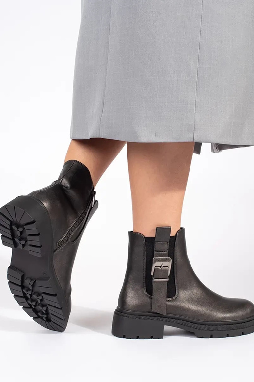 Tmavohnedé topánky s prackami Tmavohnedé topánky s prackami