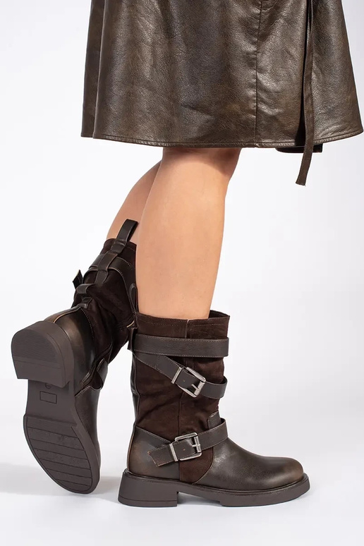 Dámske hnedé topánky na nízkom... Dámske hnedé topánky na nízkom...