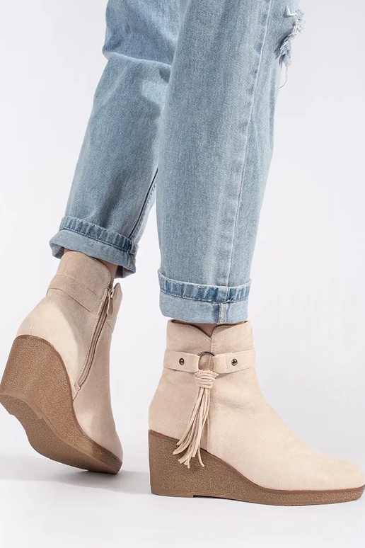 zo semišu svetlobéžová dámske čižmy...