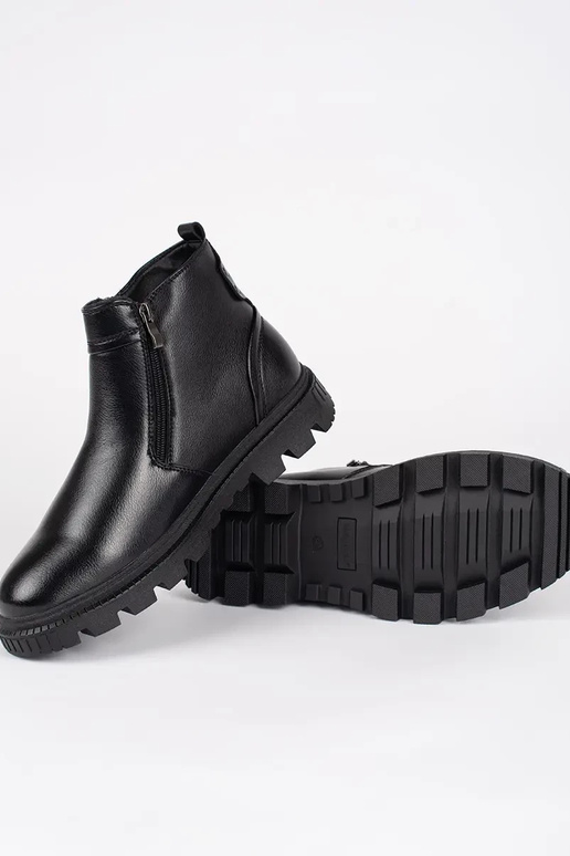 pre mužov čierna trzeIniki izolované