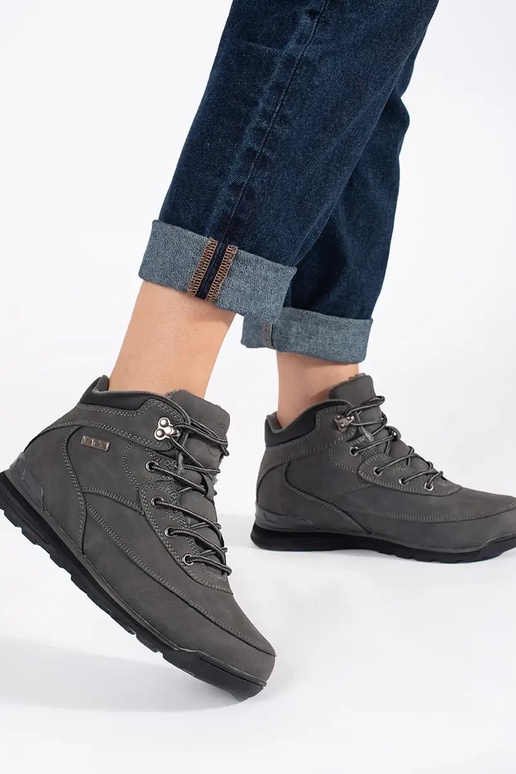 sivá izolované čižmy sivá izolované čižmy