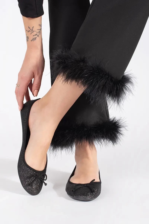 čierna lesklý balerínky s lukom