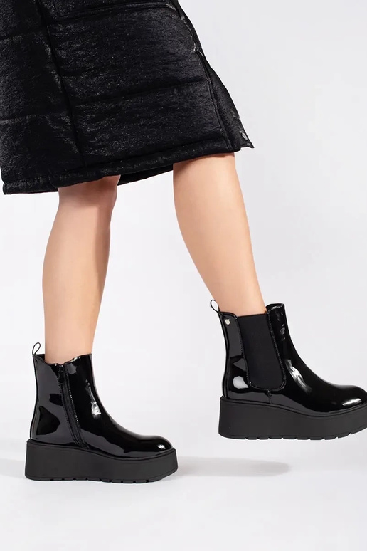 čierna lakované Dámske čižmy na kline