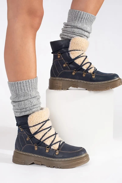 tmavomodré izolované členkové topánky... tmavomodré izolované členkové topánky...