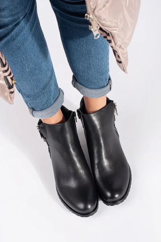 čierne dámske ploché topánky