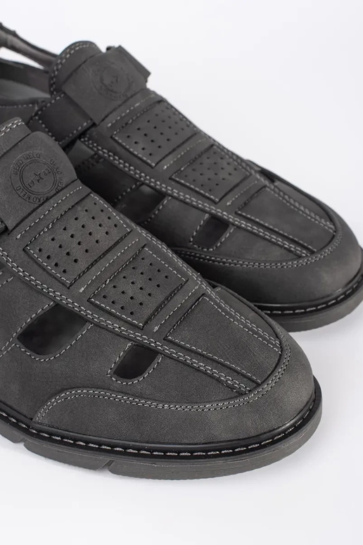 Šedé pánske mokasíny s perforáciou