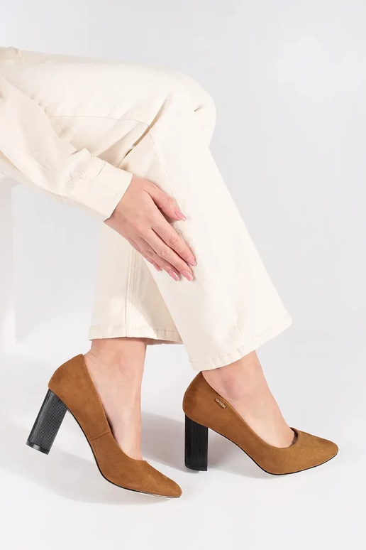 Hnedé vysoké podpätky Hnedé vysoké podpätky