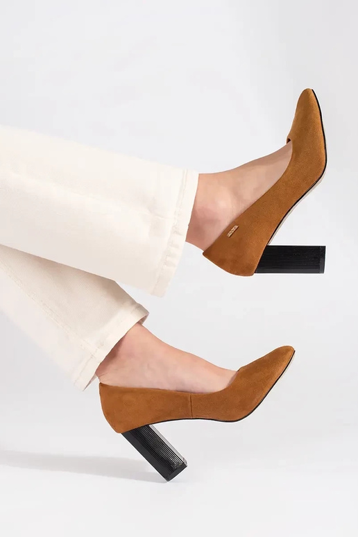 Hnedé vysoké podpätky Hnedé vysoké podpätky