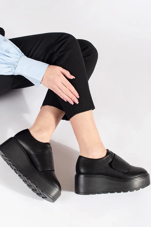 Čierne topánky na platforme