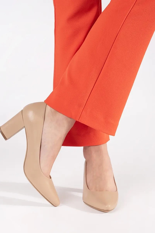 Pieskové lodičky na podpätku