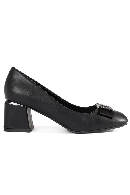 Čierne lodičky na podpätku