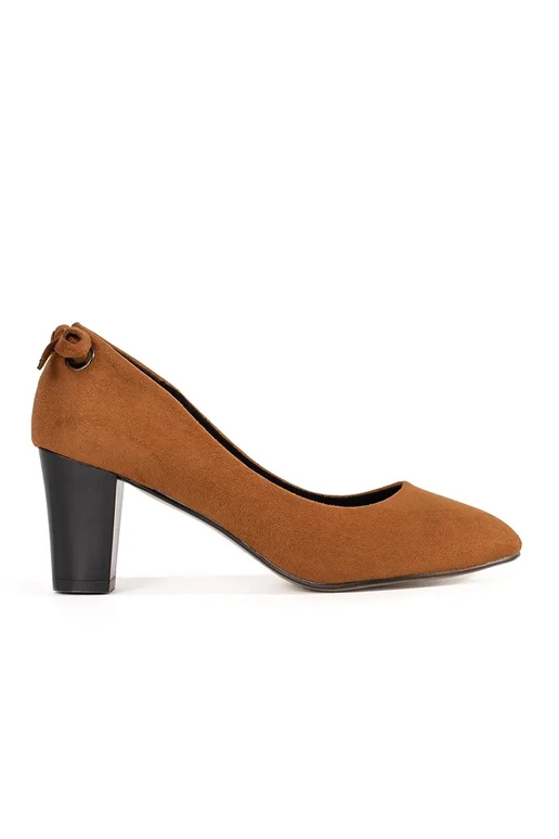 Červené zamszové lodičky na podpätku