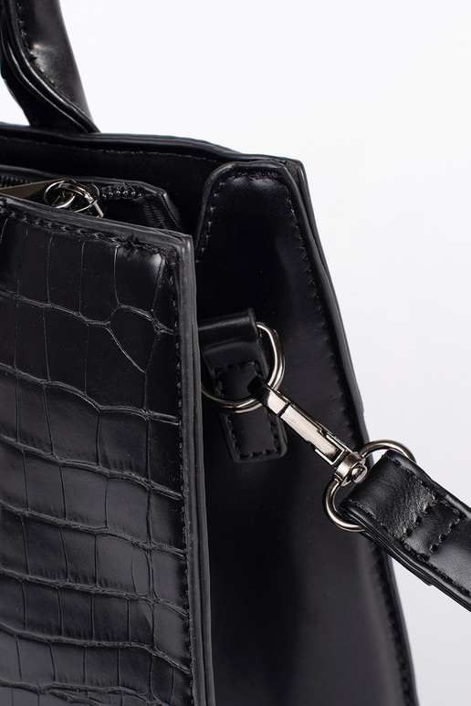 Čierna stredne veľká kabelka cez rameno