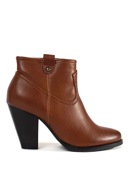 Hnedé topánky na vysokých podpätkoch