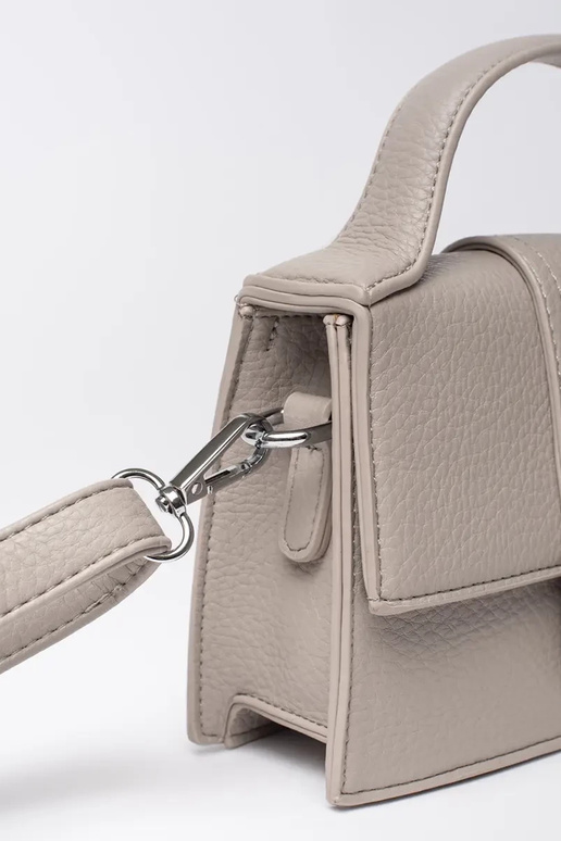 Šedá malá taška s rúčkou