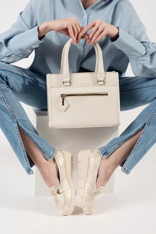 Žiarivo piesková kabelka so zipsom