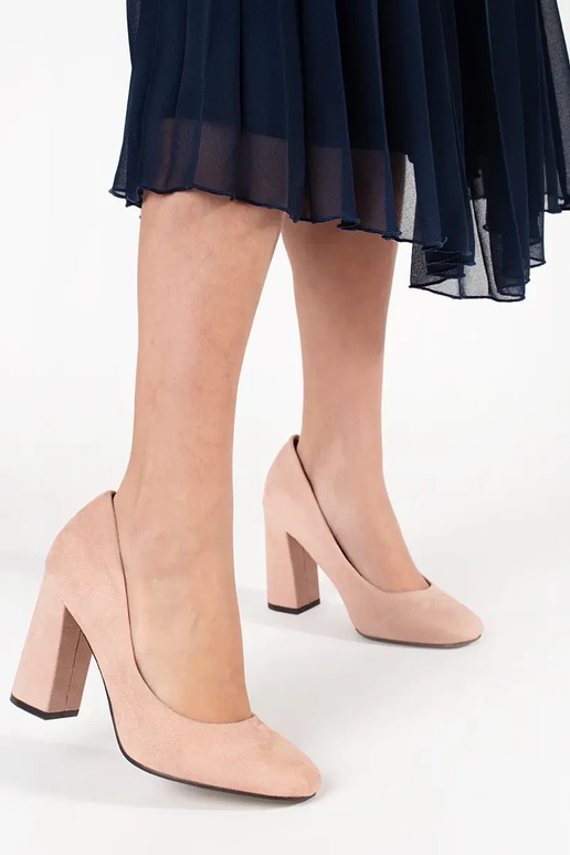 pieskovej farby semišové lodičky na...