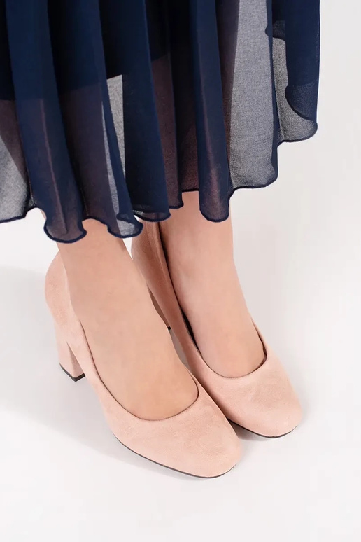 pieskovej farby semišové lodičky na...