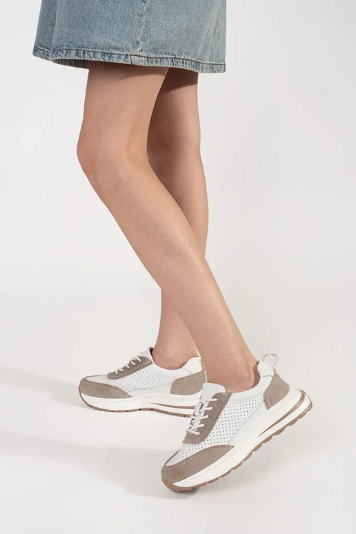 Kožené perforované športové topánky...