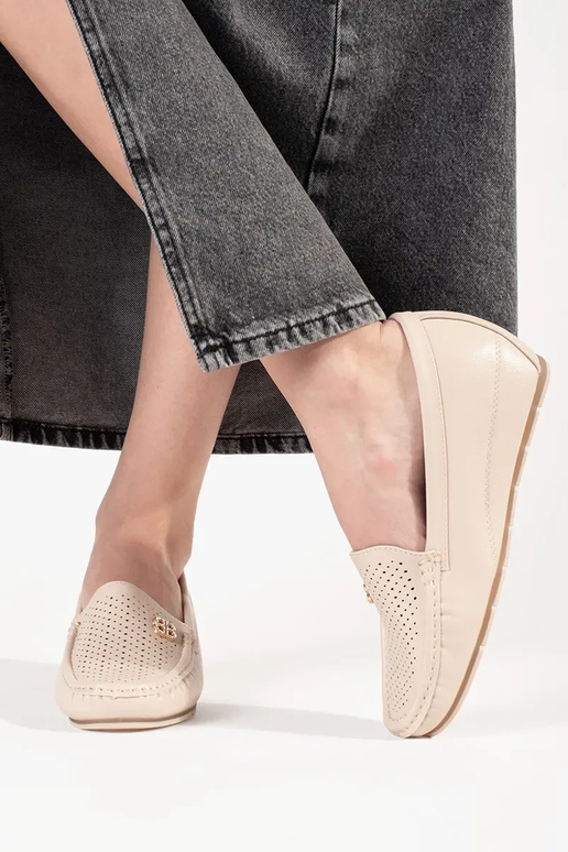 pieskovej farby dámske poltopánky s...