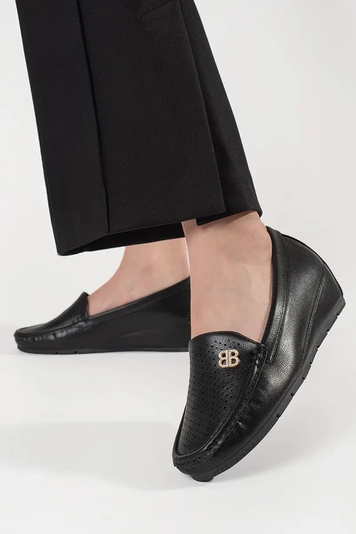 čierne dámske poltopánky s skrytým...