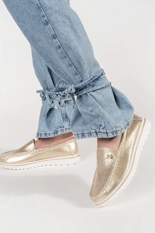 Zlaté mokasíny z pravej kože Zlaté mokasíny z pravej kože