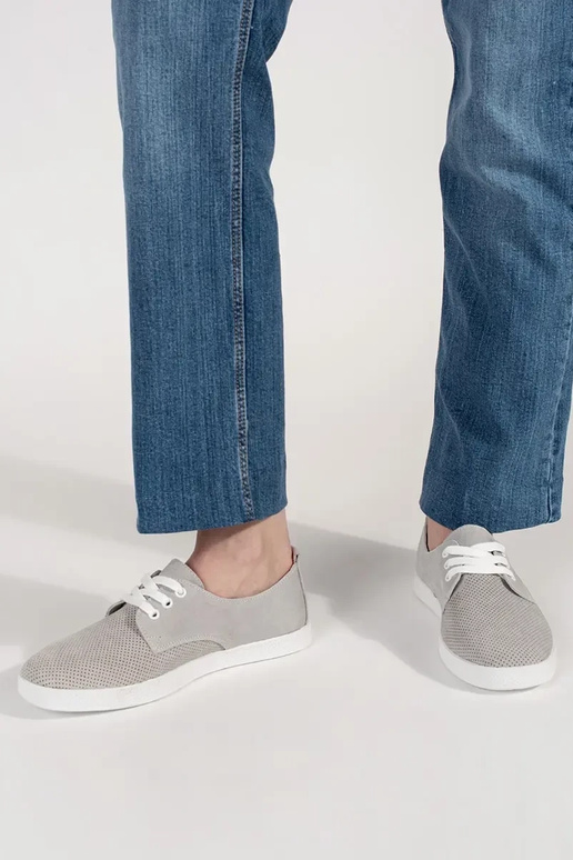 Sivé perforované topánky z pravej kože Sivé perforované topánky z pravej kože