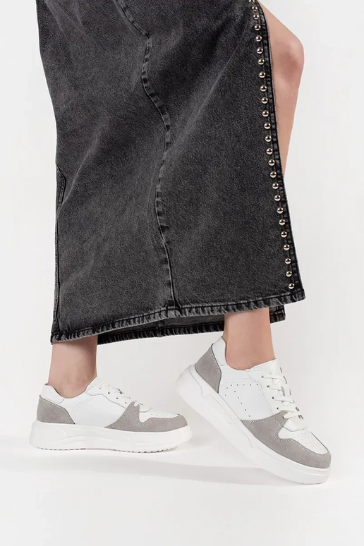 Biele kožené tenisky na platforme Biele kožené tenisky na platforme