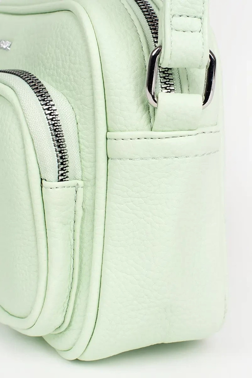 zelená malá taška s vreckami