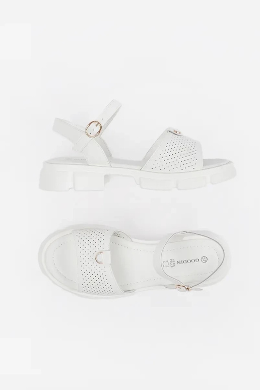 biele sandále s platformou biele sandále s platformou